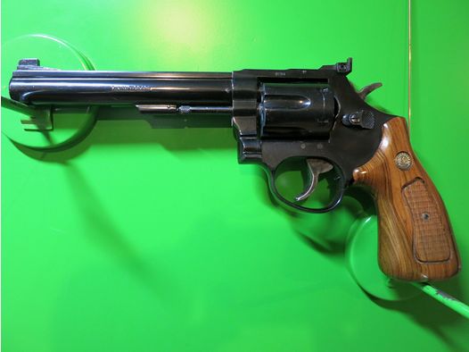 Sport-Revoler TAURUS Mod. 96, Kal. .22lr, Klon des S&W K-22   #27-