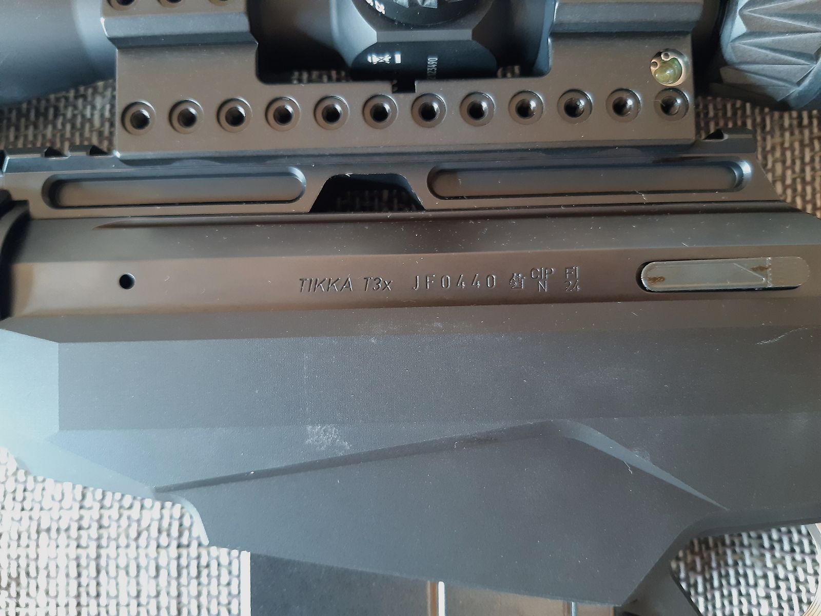 Tikka t3x Tact a1, długość lufy 61 cm, jak nowa, dostępna od zaraz w tym 228 strzałów Geco Tac .308 Win.