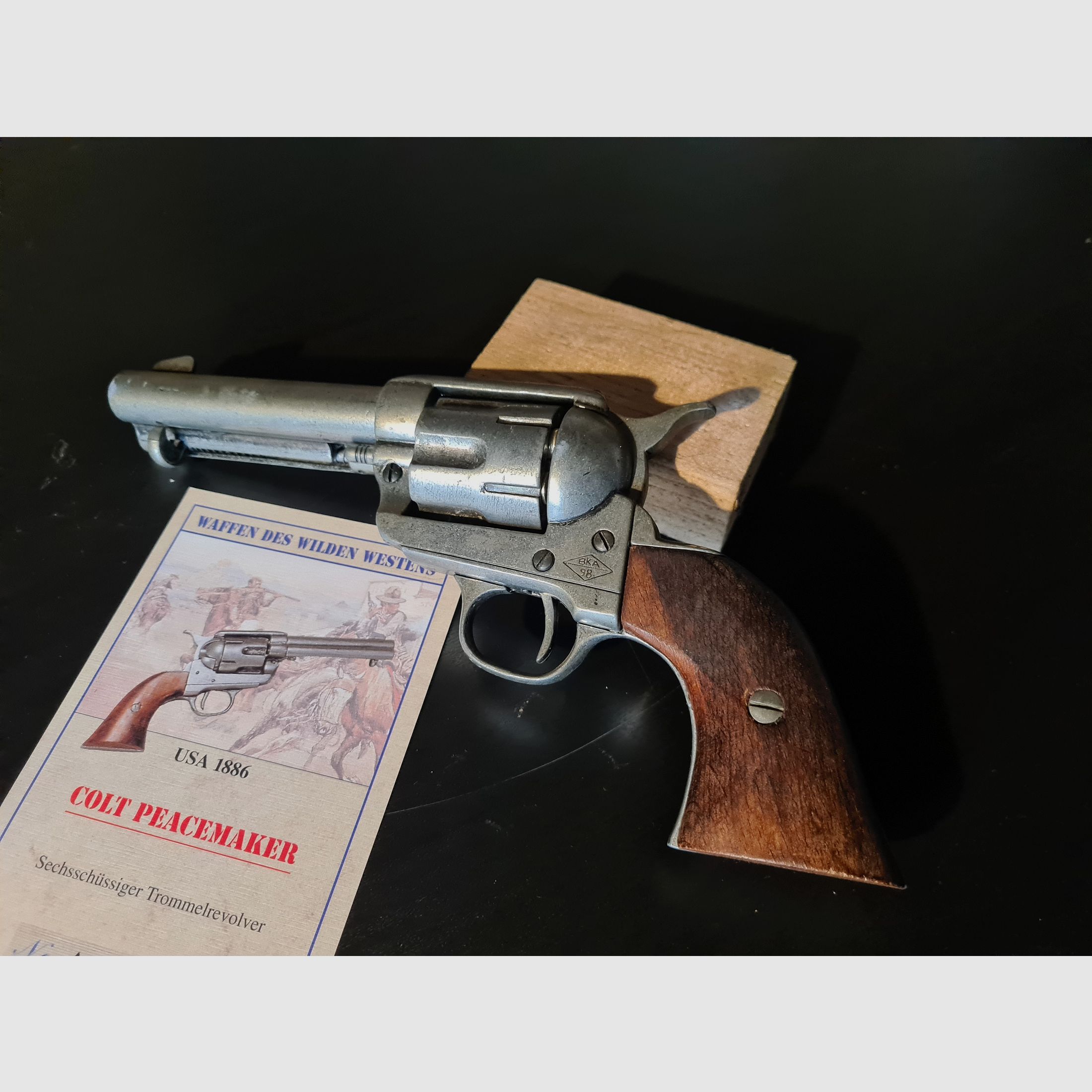COLT PEACEMAKER Revolver Deko GODE