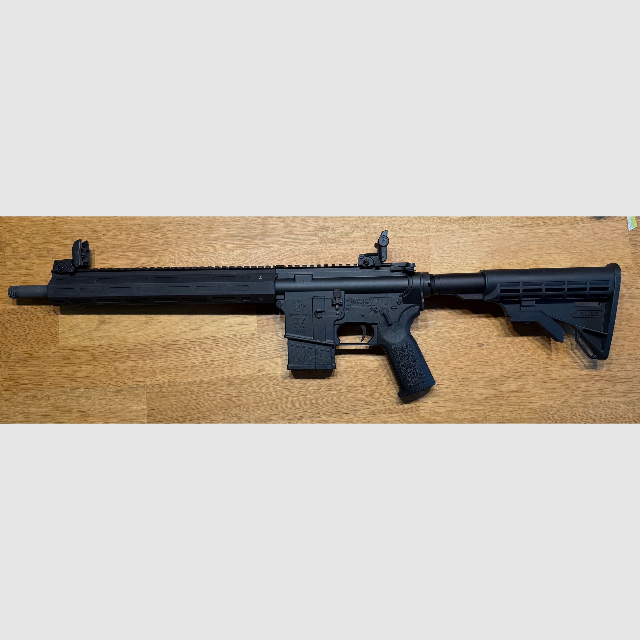 Tippmann M4-22 Elite GS mit Speedloader und 4 Magazinen + OVP, Bild 3 von 3
