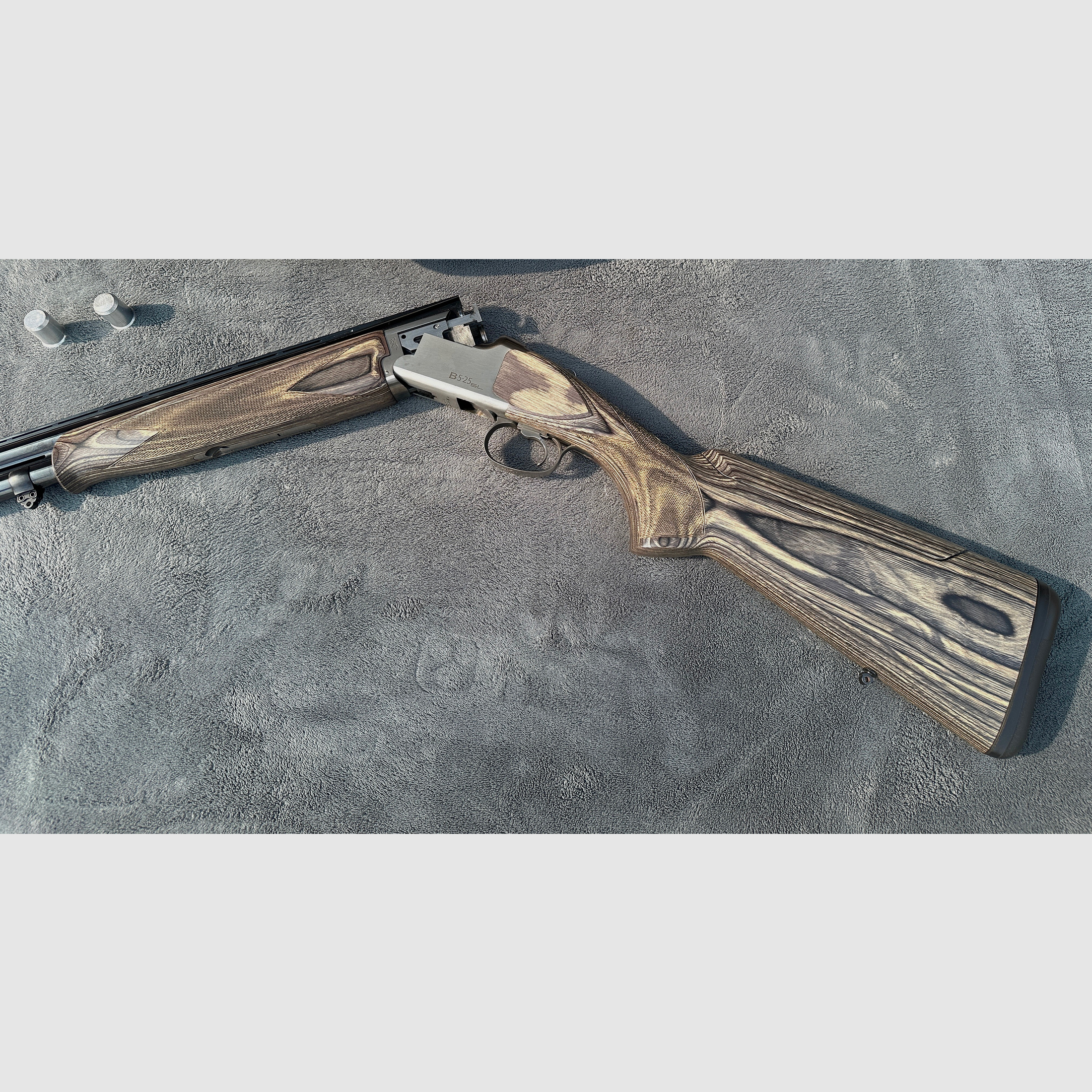 Browning B525 Laminated 12/76