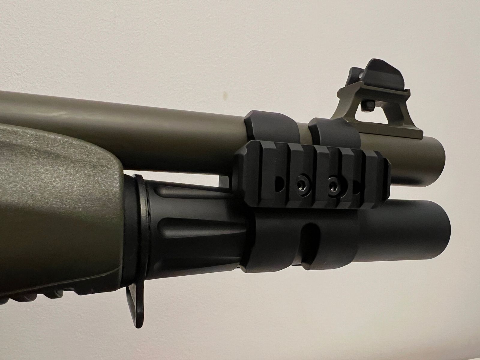 Beretta 1301 Tactical OD Green z akcesoriami od Toni System