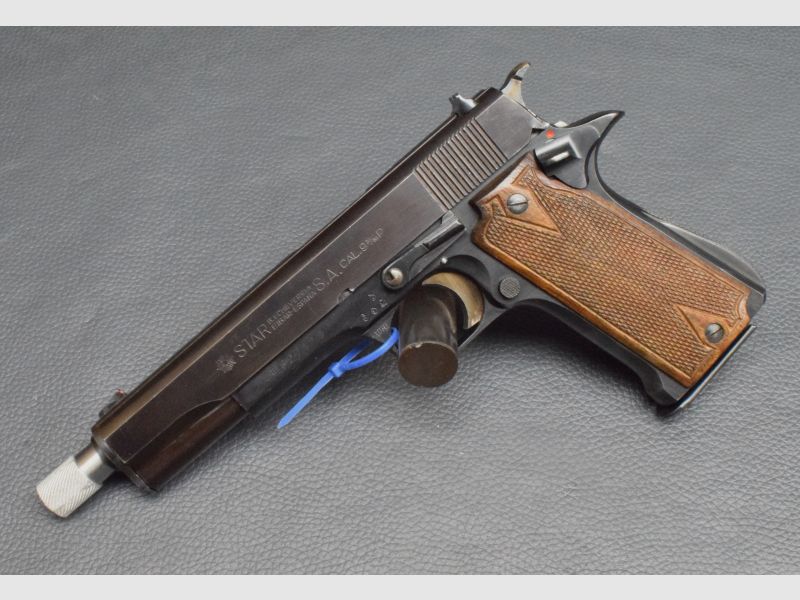 STAR Pistole Mod. Super, BUND, Kaliber 9mm Luger mit Mündungsgewinde