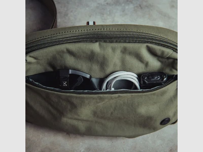 Everyday Fanny Pack+ (Schwarz) - Vertx, Bild 3 von 10