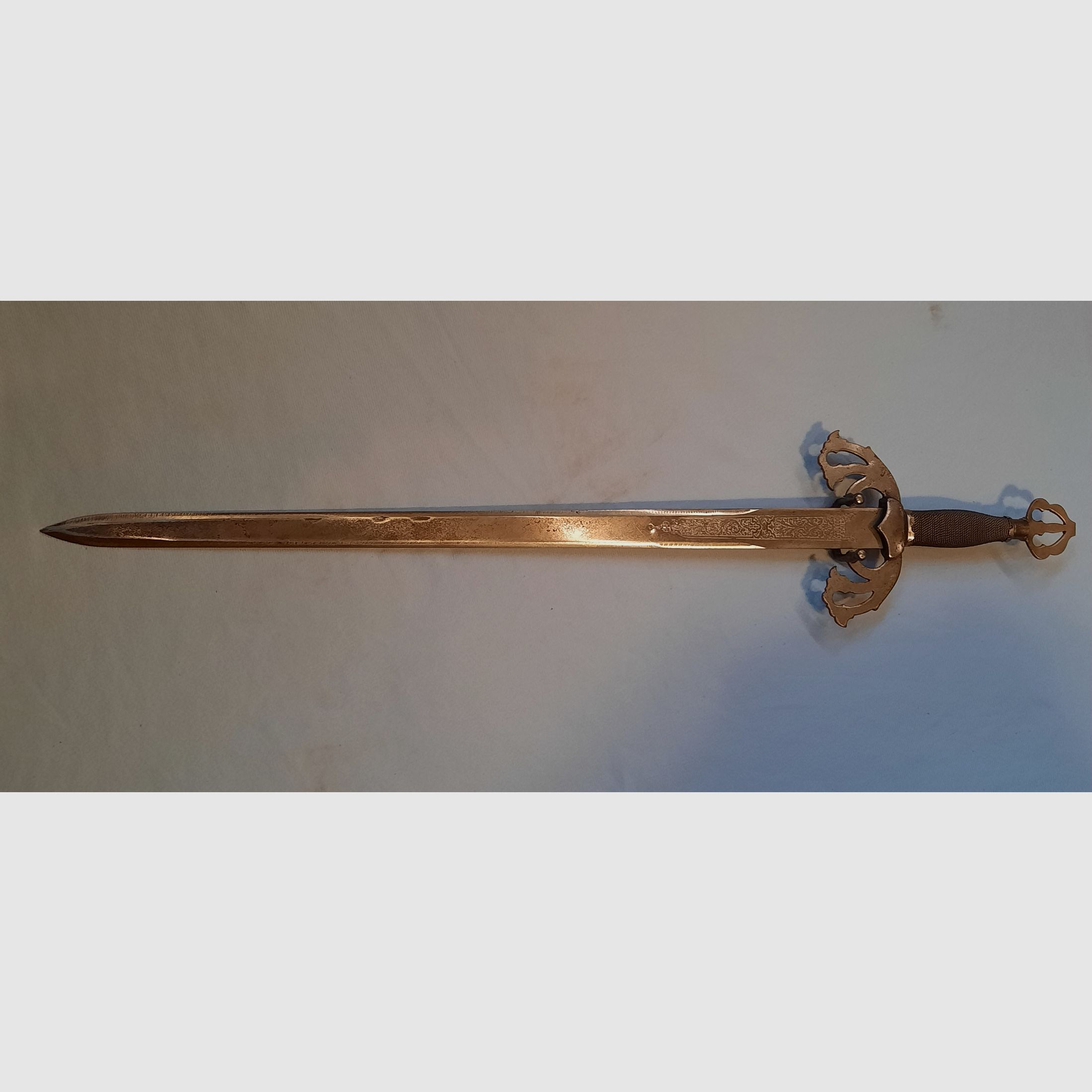 2 x Toledo Schwerter aus Erbnachlass, guter Zustand
