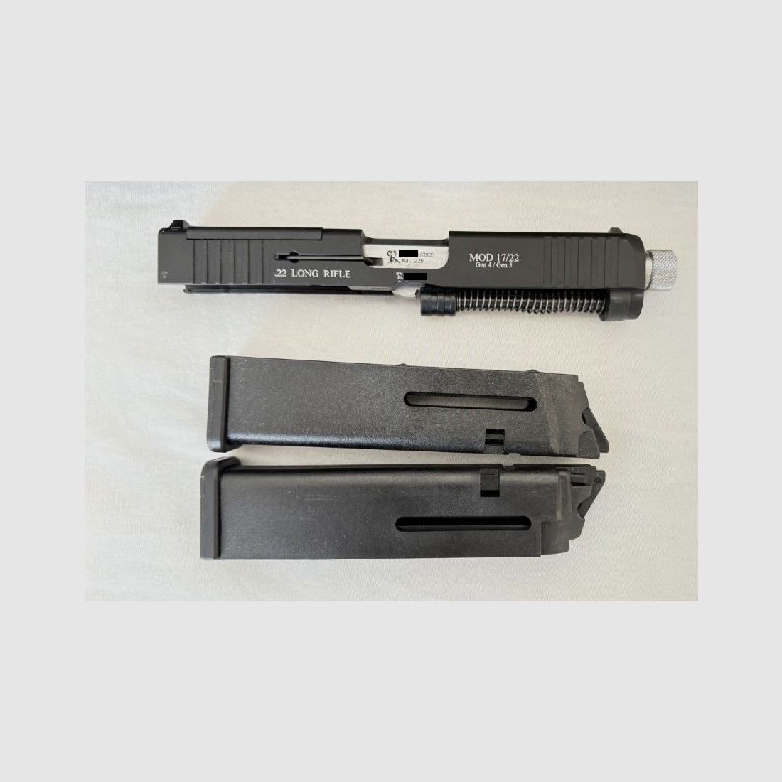 Advantage Arms Wechselsystem .22lr Glock 17/22 Gen 4/ Gen 5 mit Gewinde und 2 Magazinen