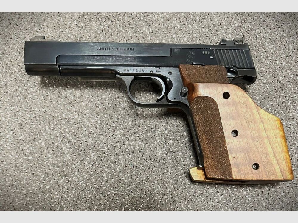 S&W Smith & Wesson Mod. 41