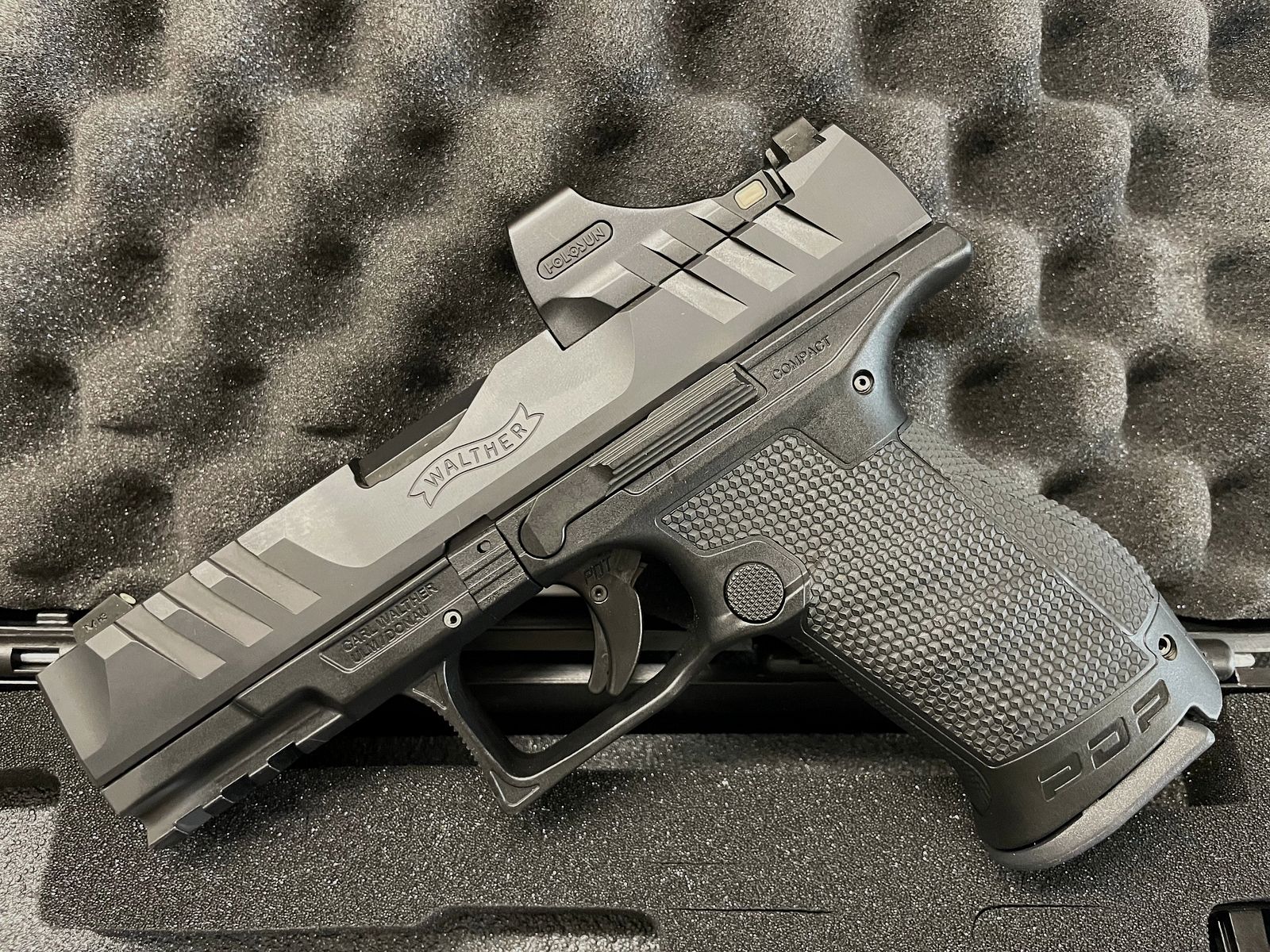 Walther PDP Compact mit Holosun SCS-PDP-GR Red Dot neuwertig