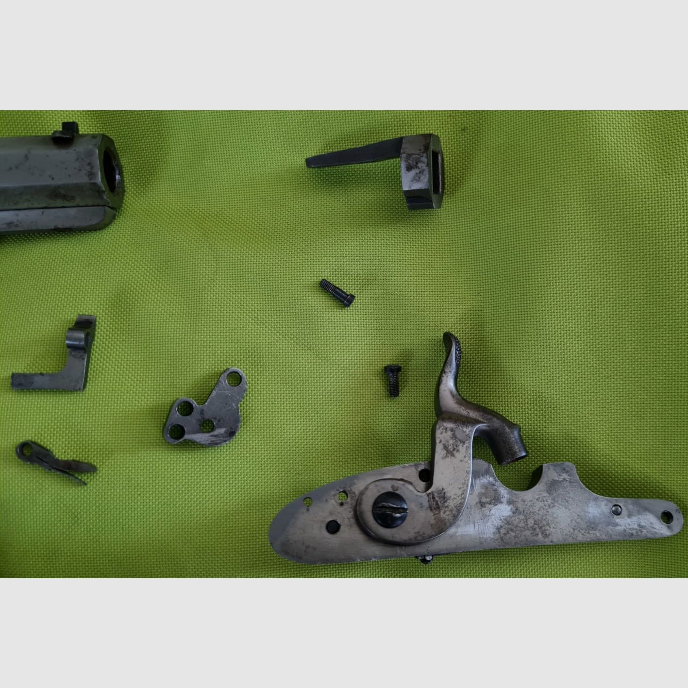 Zestaw części Pedersoli pistolet kapiszonowy z lufą kal. 45