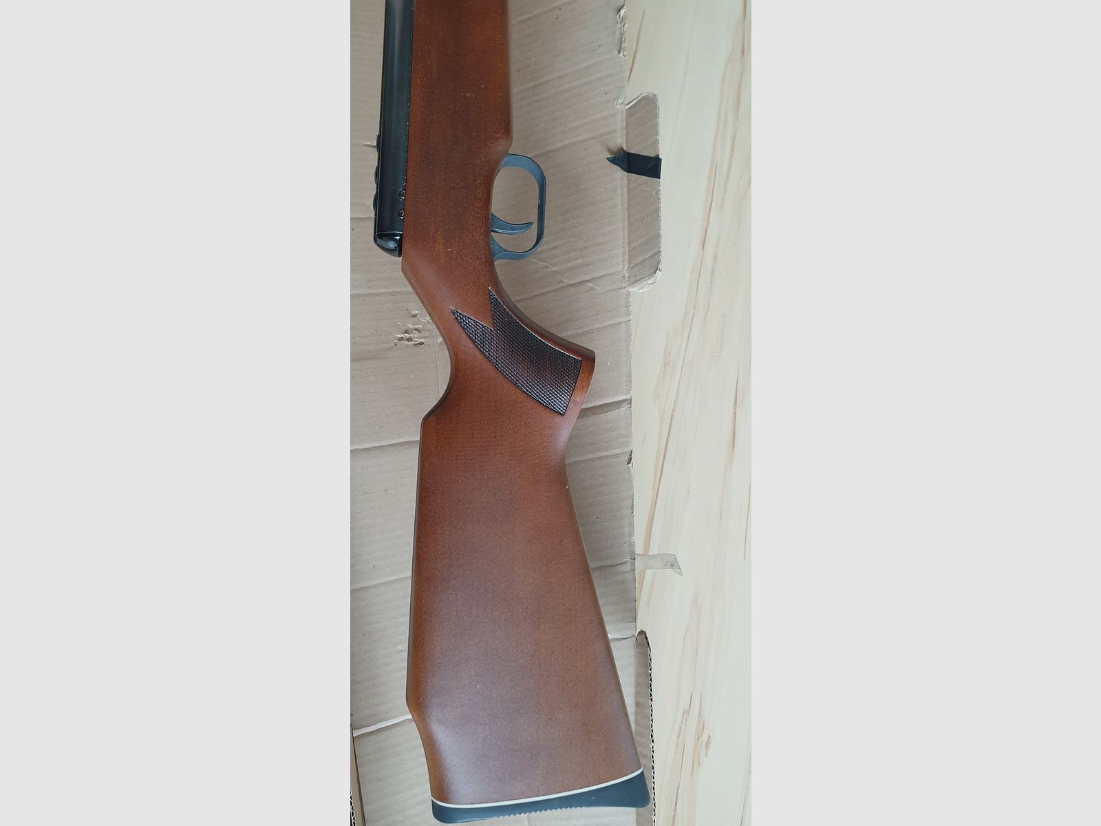 Luftgewehr Anschütz Model 335 Magnum 4,5mm (voll funktionsfähig, neuwertig), inkl. Verpackung und Munition 