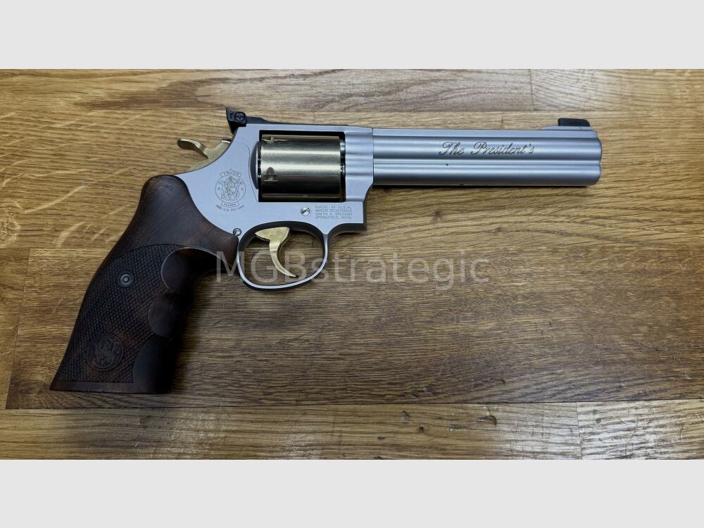 Smith & Wesson 686-5 .357 Magnum - The President´s M686 - 6" Lauf FL SS