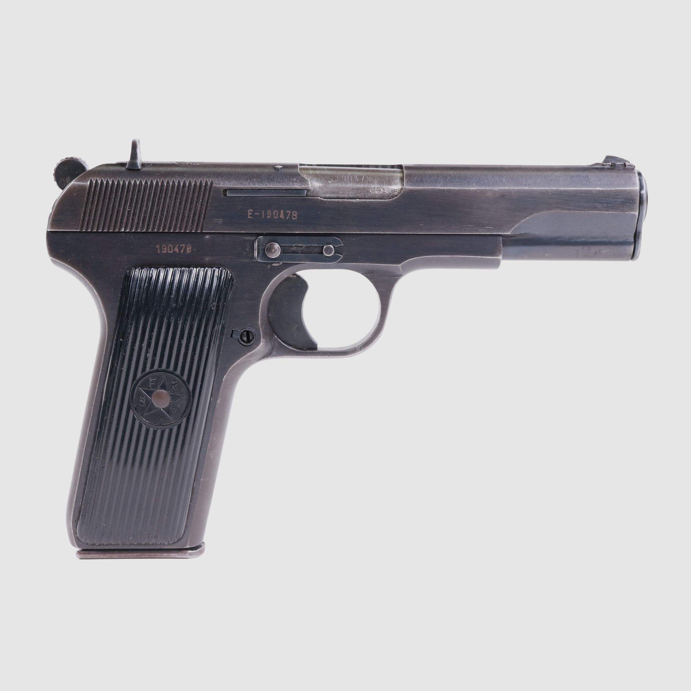 Zastava M57, Kaliber 7,62mmTokarev || Pistole