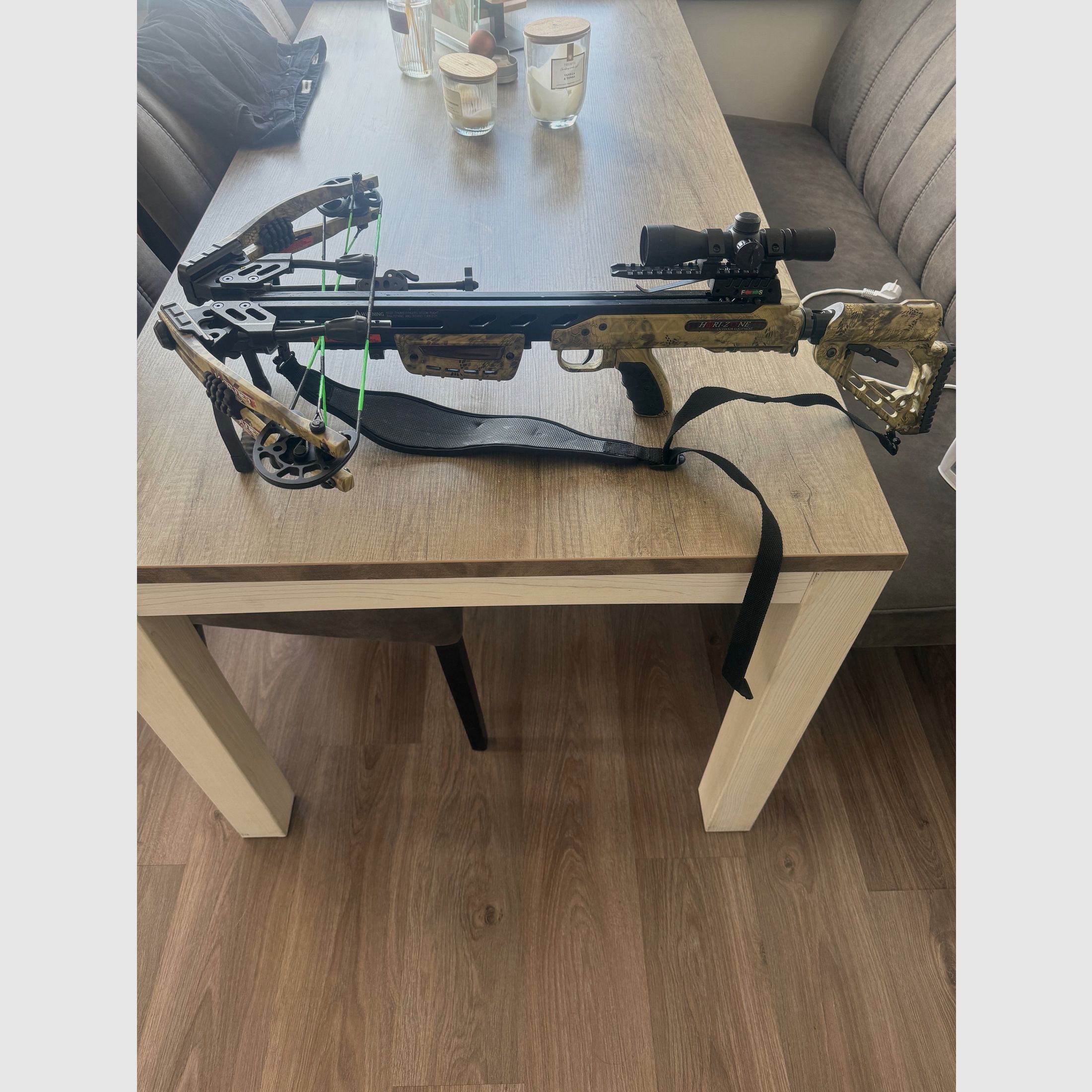Compound crossbow