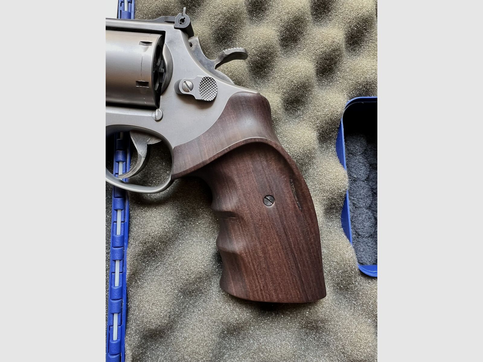 Smith & Wesson 686-4, Revolver Sondermodell "Practical Champion" Kaliber .3 .357Mag
