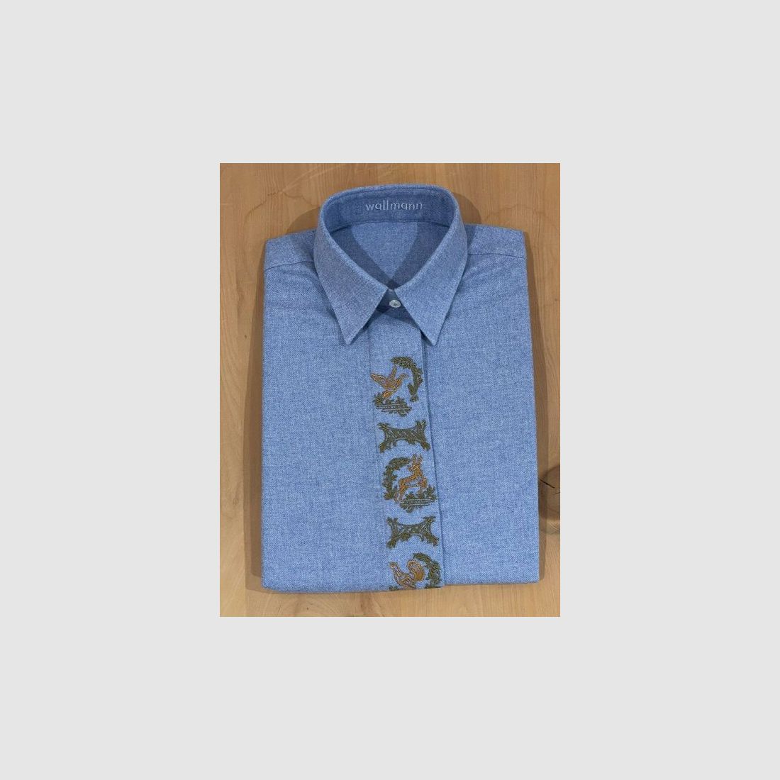 Wallmann Flanell-Bluse «Ente-Hirsch-Auerhahn« in Hellblau