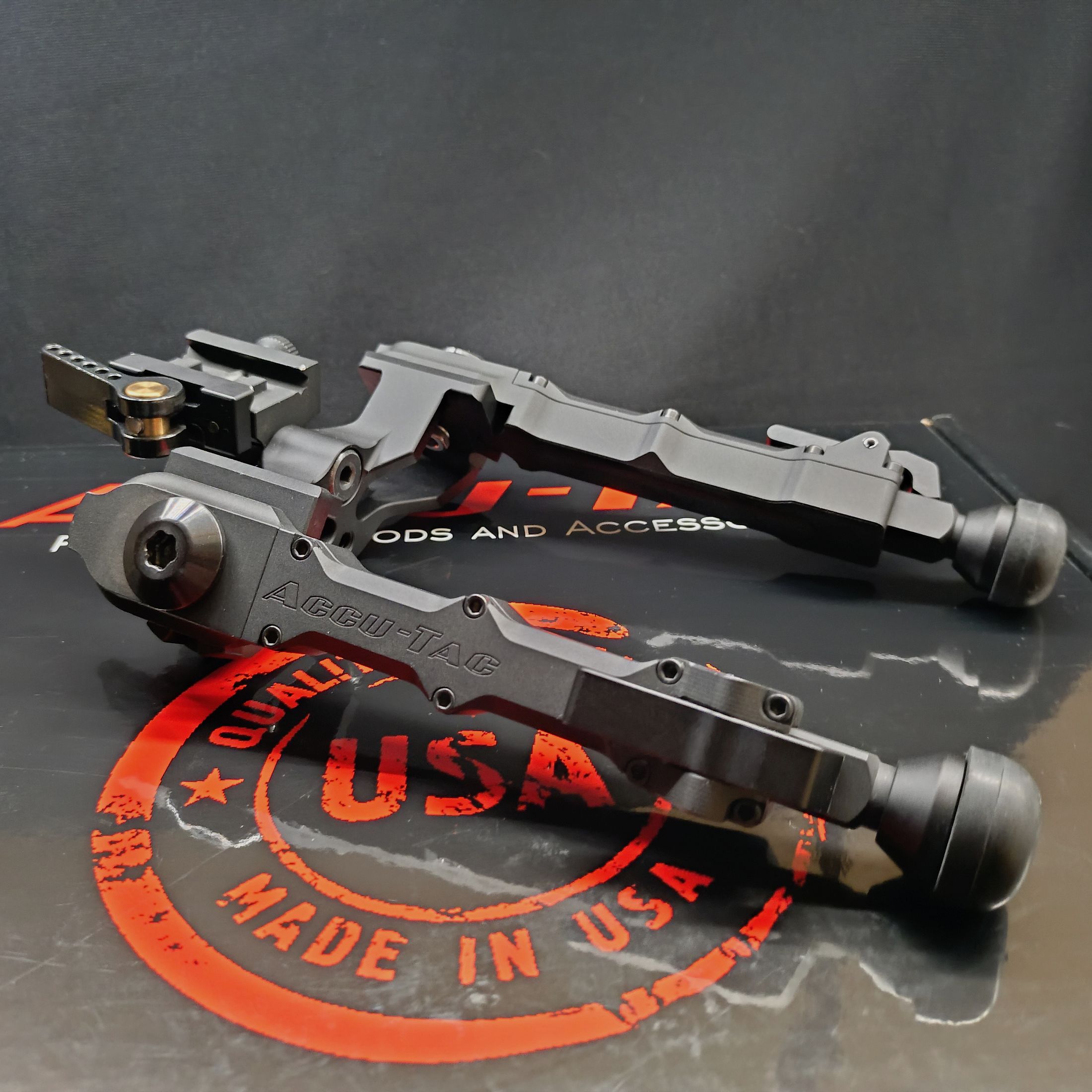 Bipod Accu-Tac WB-04 with original packaging, immagine 1 di 7