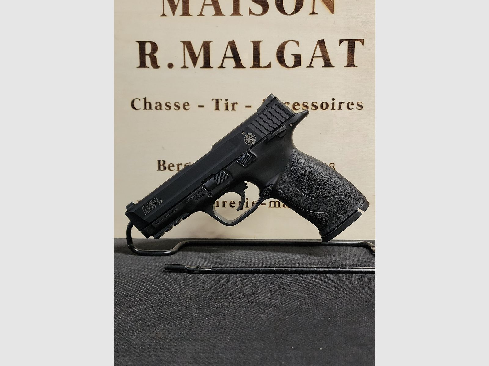 SMITH & WESSON MP22 kal. 22lr (używany), zdjęcie 2 z 9