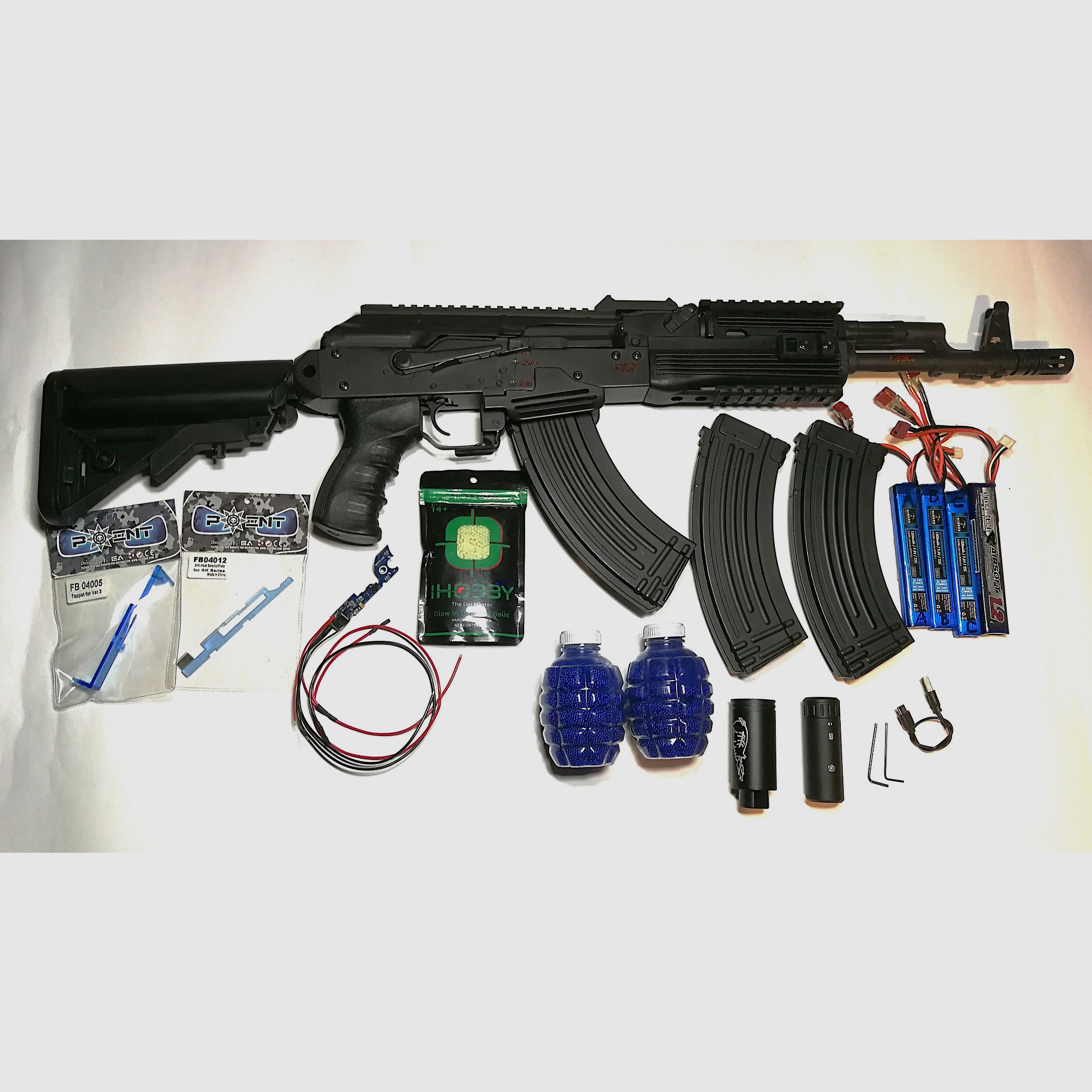 AK 74 Gel Blaster avec beaucoup d'accessoires