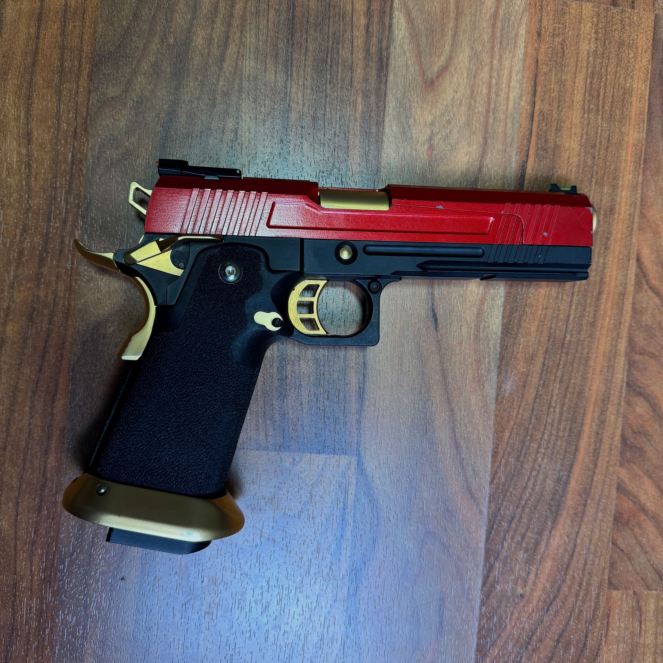 Aw Custom HX 1004 Airsoft Pistole