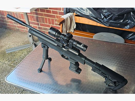 Kral Arms Puncher NP-01 PCP-Pistole