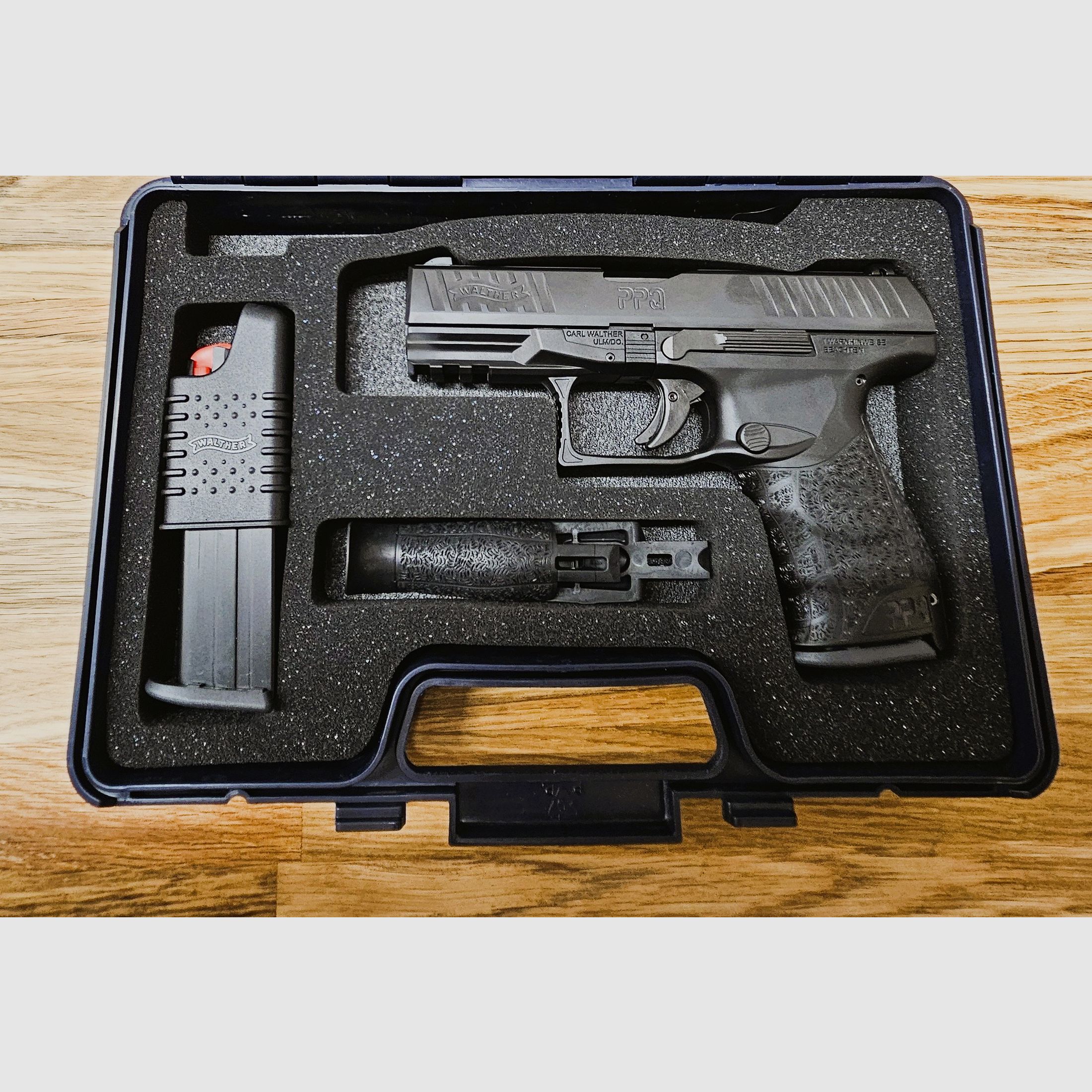 Walther – Pistol / PPQ M2 / 9mm / Used, image 2 of 4