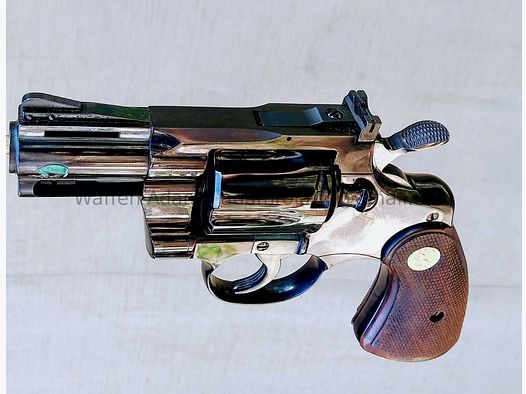 Colt Python de 2 1/2 pulgadas