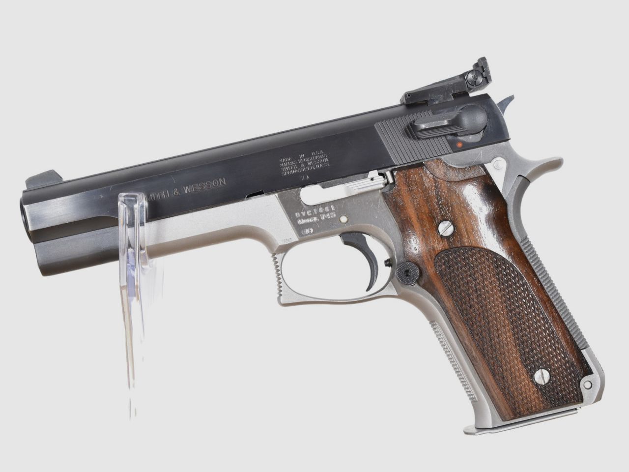 Smith & Wesson 745 .45Auto Pistole