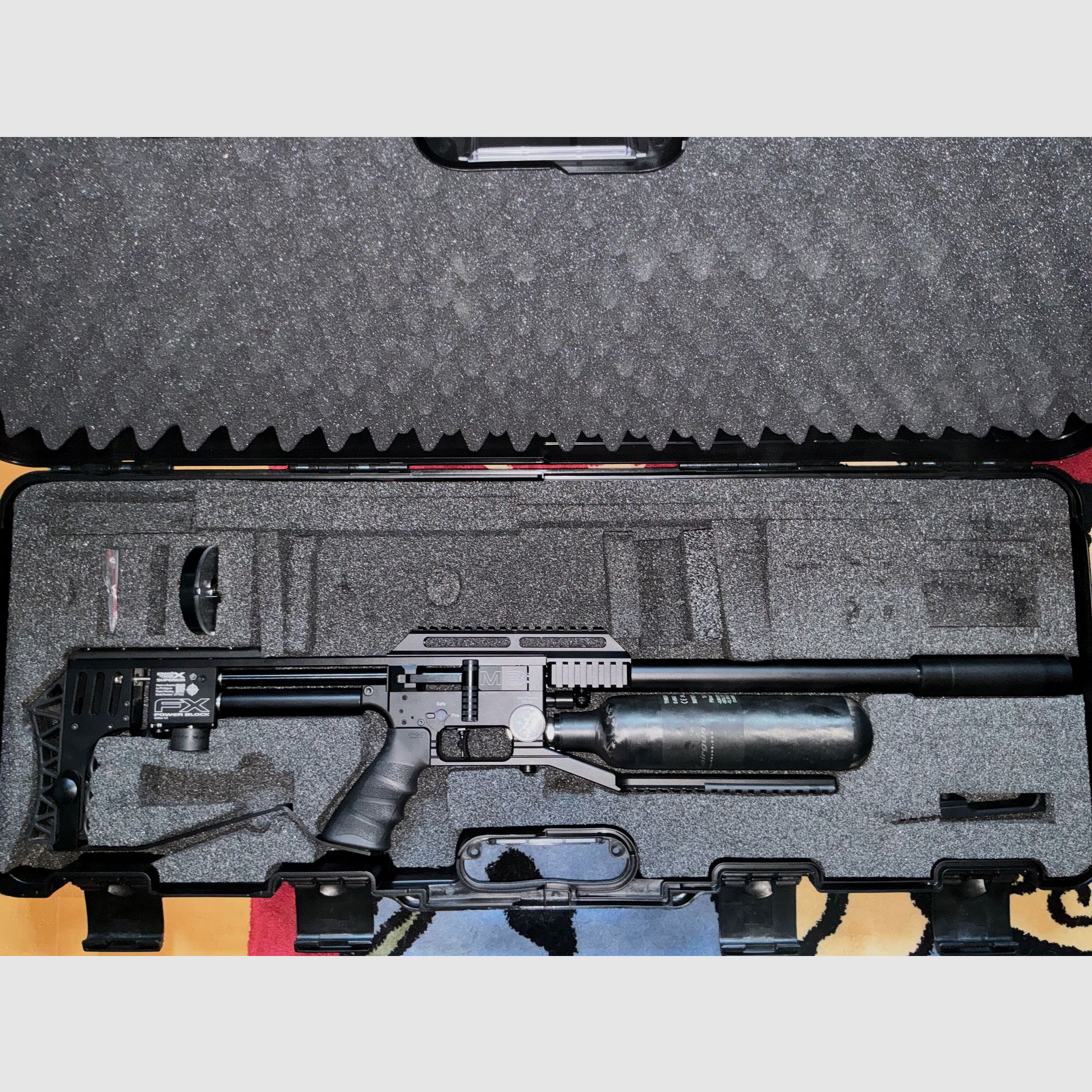 FX Impact M3 + Saber Tactical Zubehör
