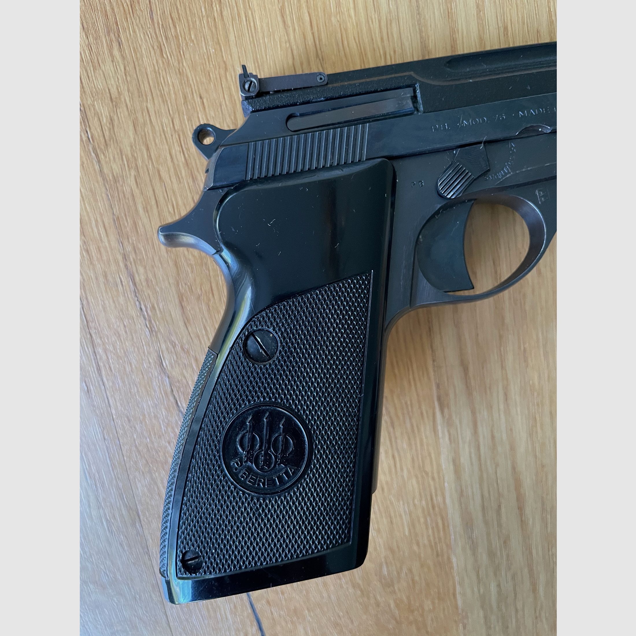 Beretta Mod. 76 small caliber