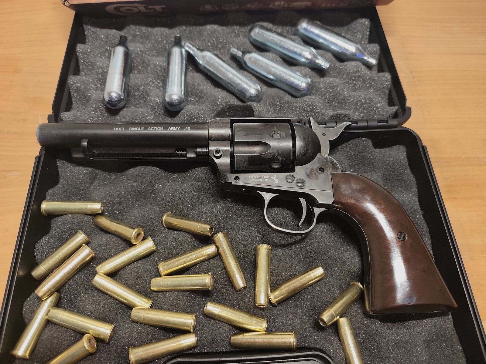 Colt Single Action Army 45 acabado antiguo 4,5 mm BB revolver de aire comprimido, imagen 3 de 5