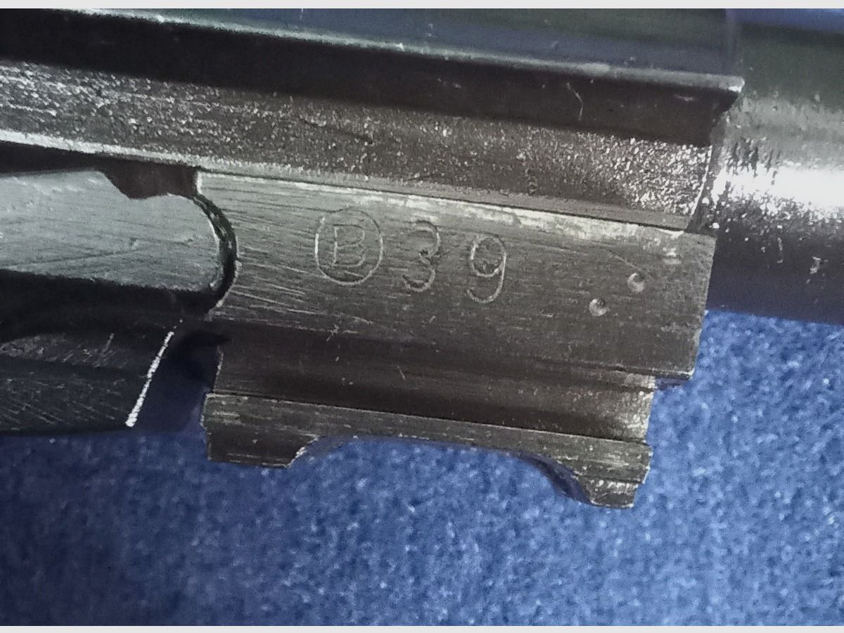 Wehrmachtspistole P38 ac 42 in calibro 9mm Luger, con timbro di accettazione WA 359