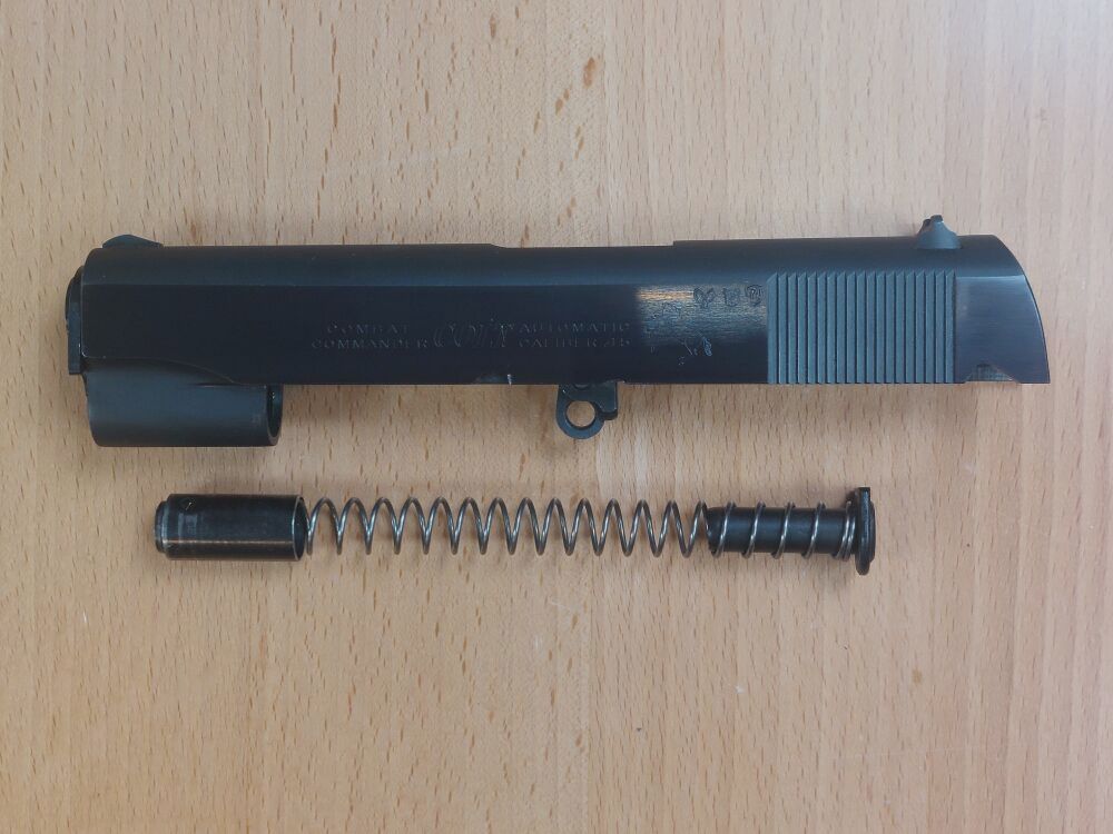 Colt, USA 1911 Combat Commander,