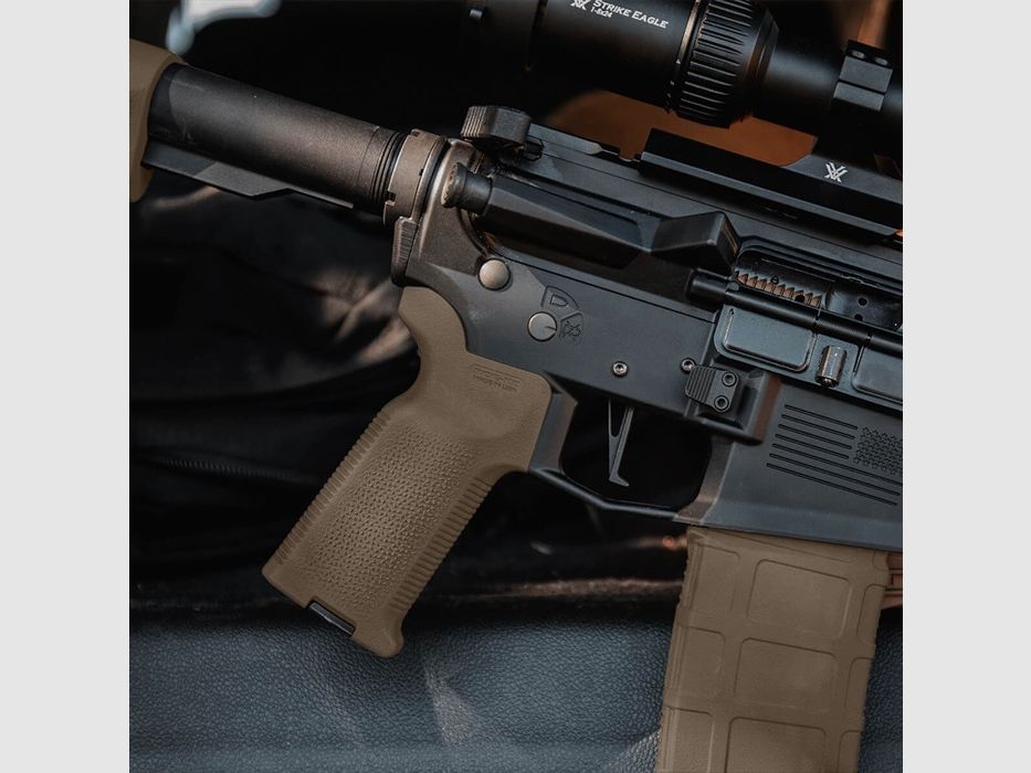 MAGPUL MOE-K2 UCHWYT POLIMEROWY DO AR-15/M4 FDE, zdjęcie 7 z 7