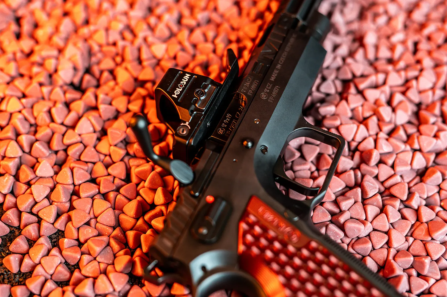 Pistolet KMR L-02 Emiq SA 5" 9mm luger + kolimator, zdjęcie 2 z 9