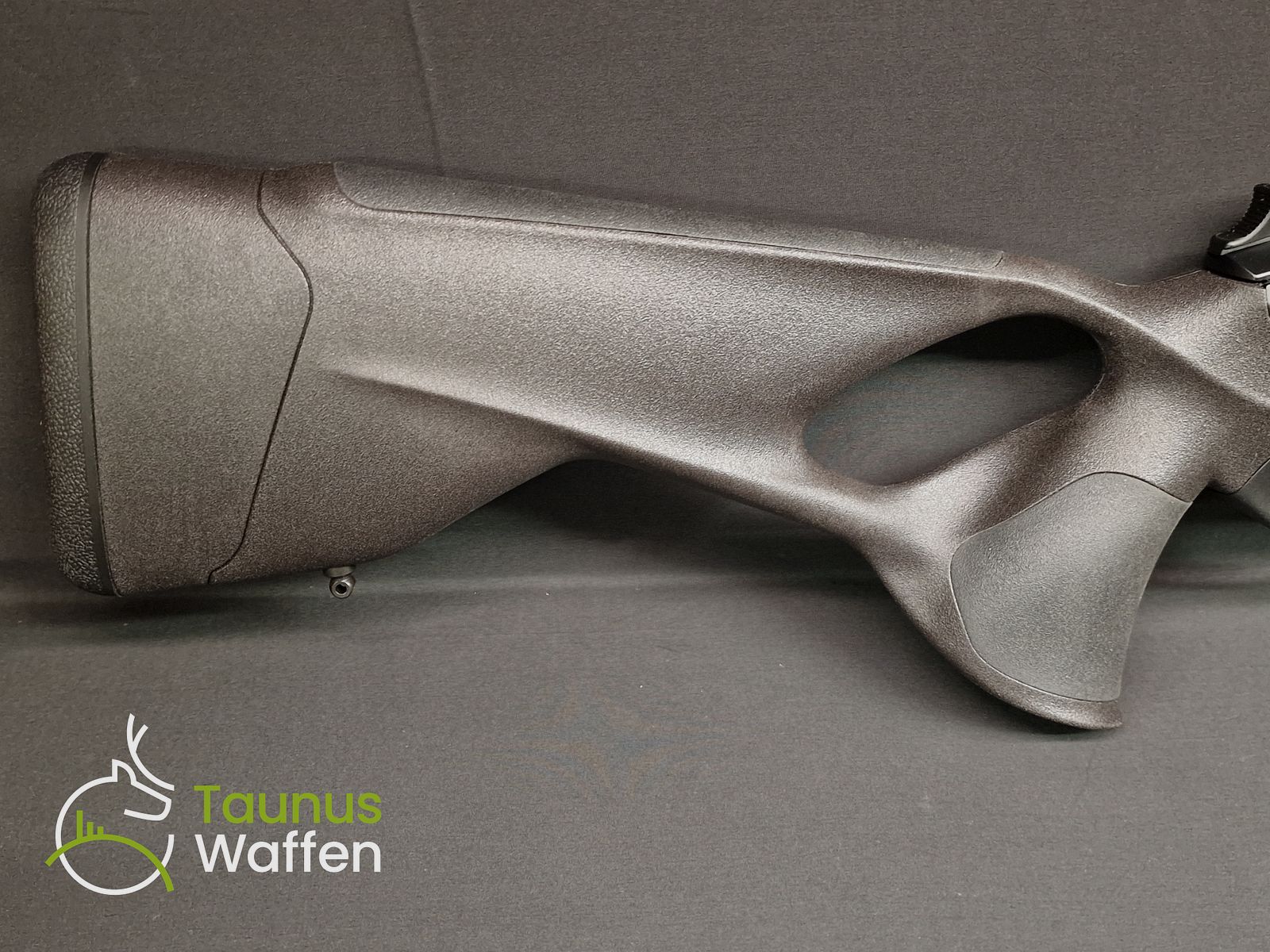 Repetierbüchse Blaser R8 Ultimate Silence im Kal. 308 Win sofort verfügbar bei taunus-waffen.de