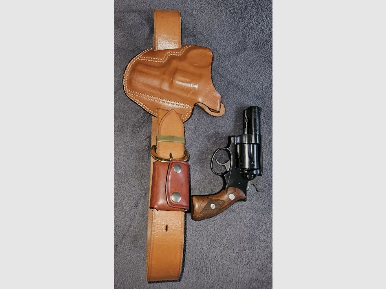 Ruger Speed Six with Bianchi holster