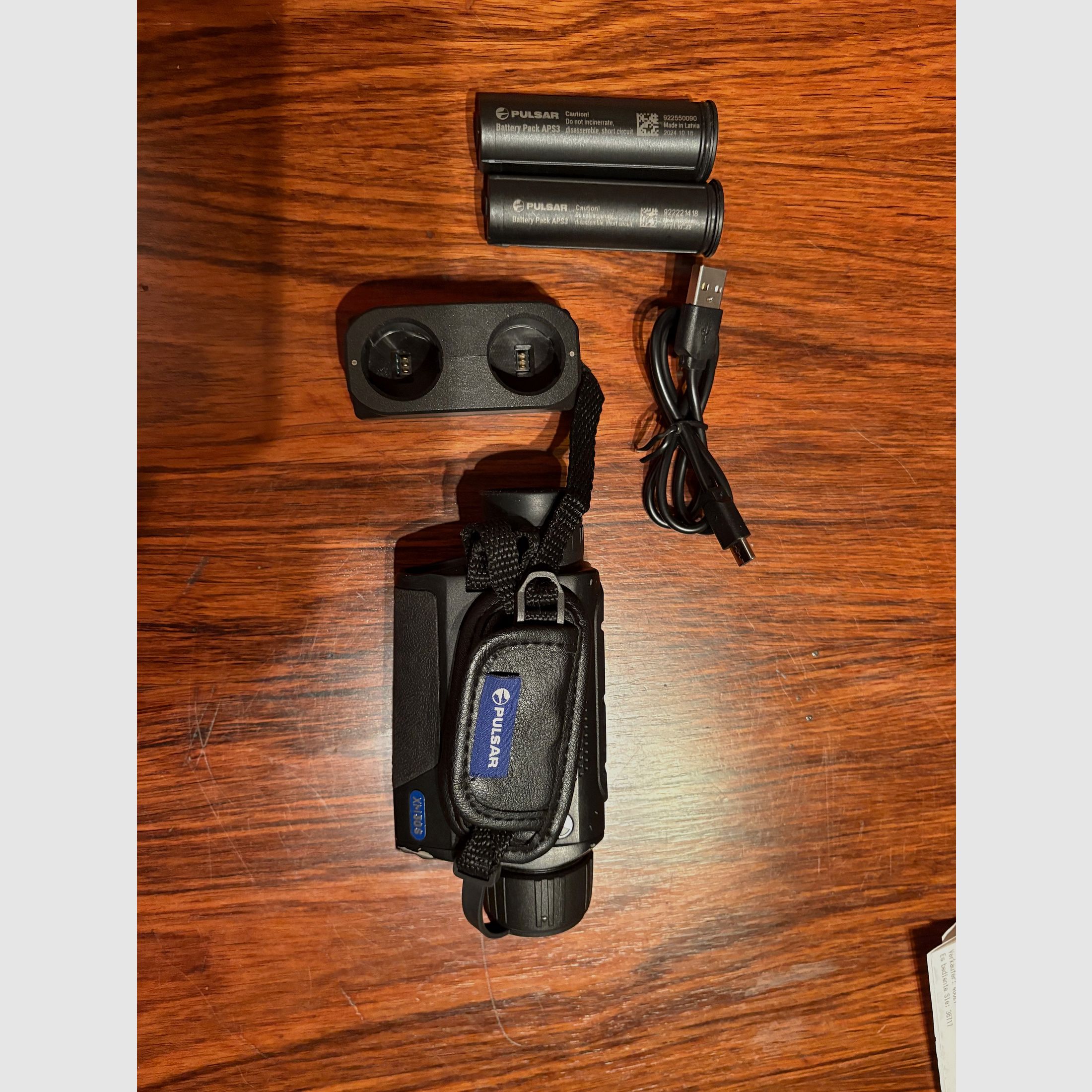 Pulsar Axion xm30s with battery charger and battery pack