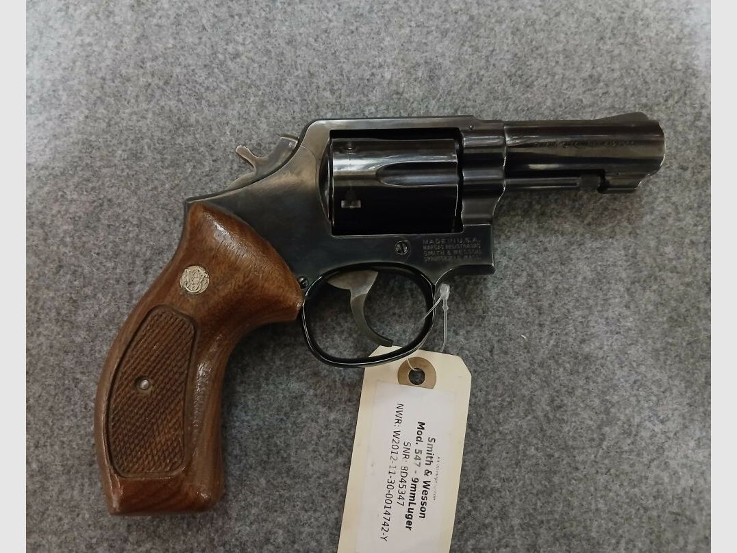 Smith & Wesson 547