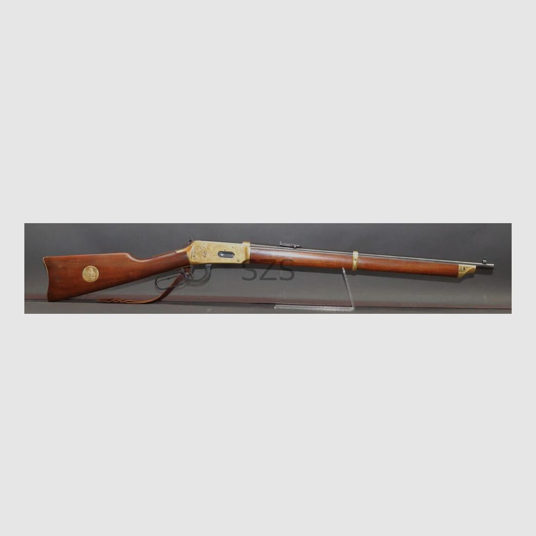 Winchester 94 R.C.M.P. Centennial, Bild 1 von 2