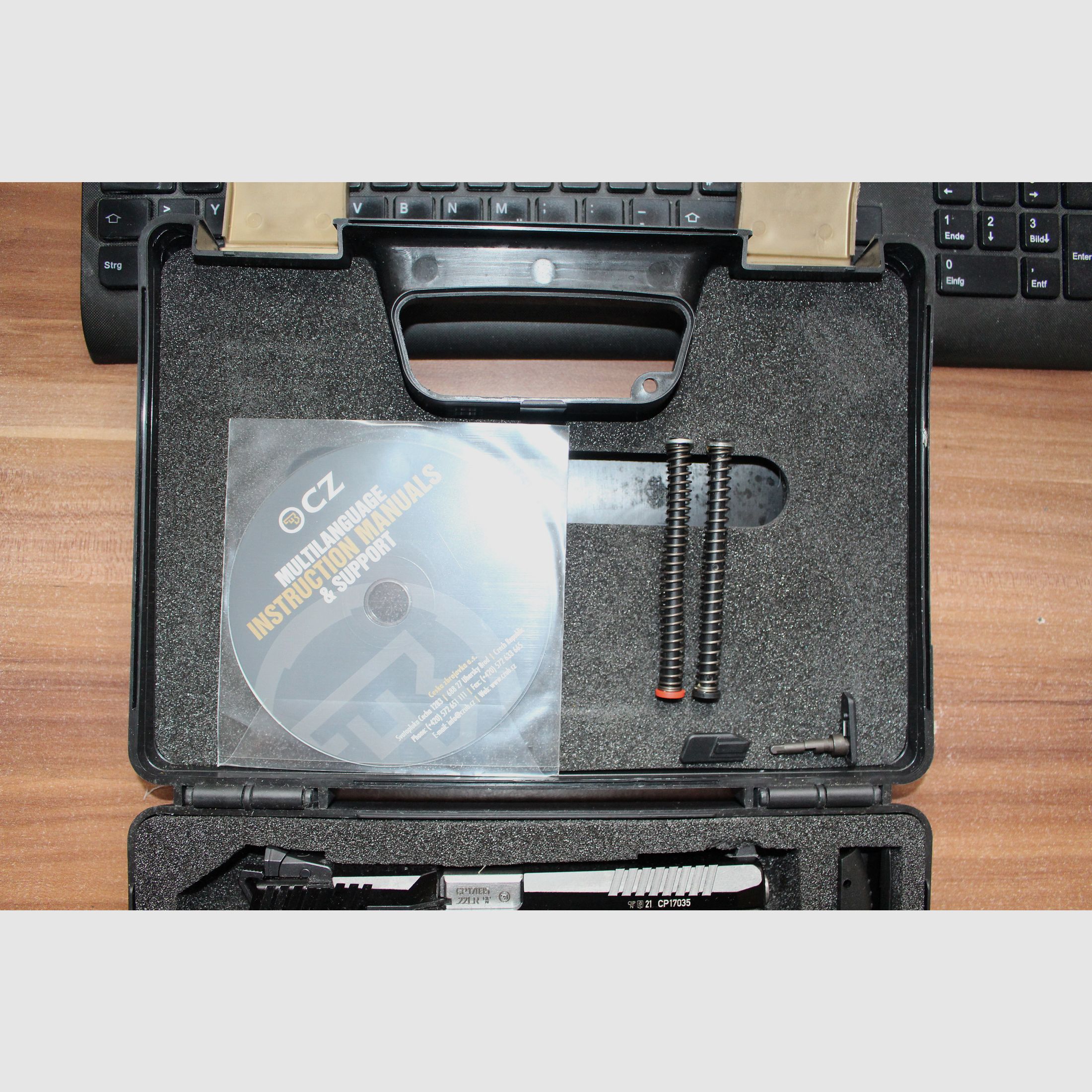 CZ P09 22 lfB inklusive 2 Magazine