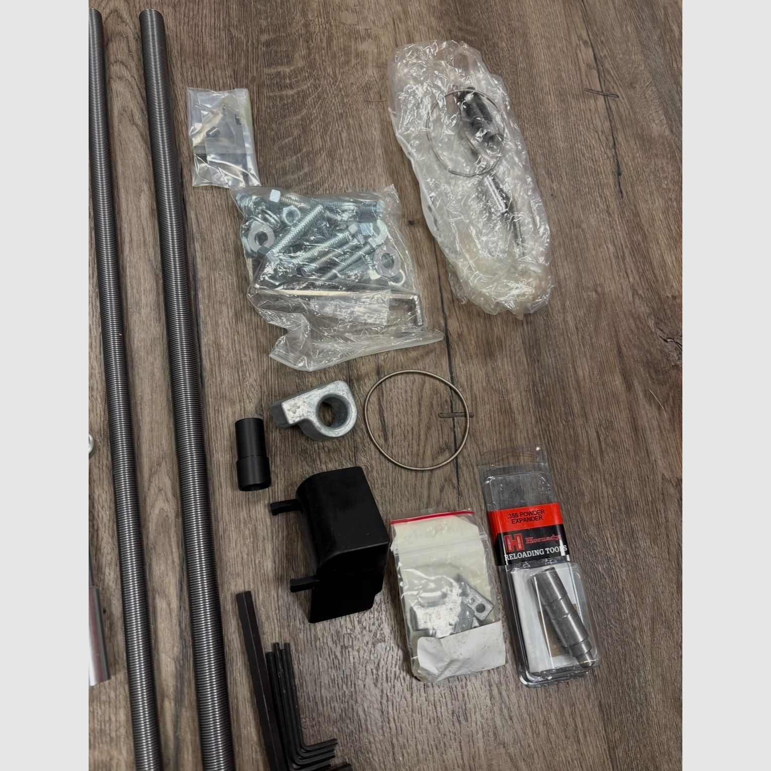 Hornady Ammoplant 5-stanowiskowa prasa do reloading z pełnym wyposażeniem w stanie nowym