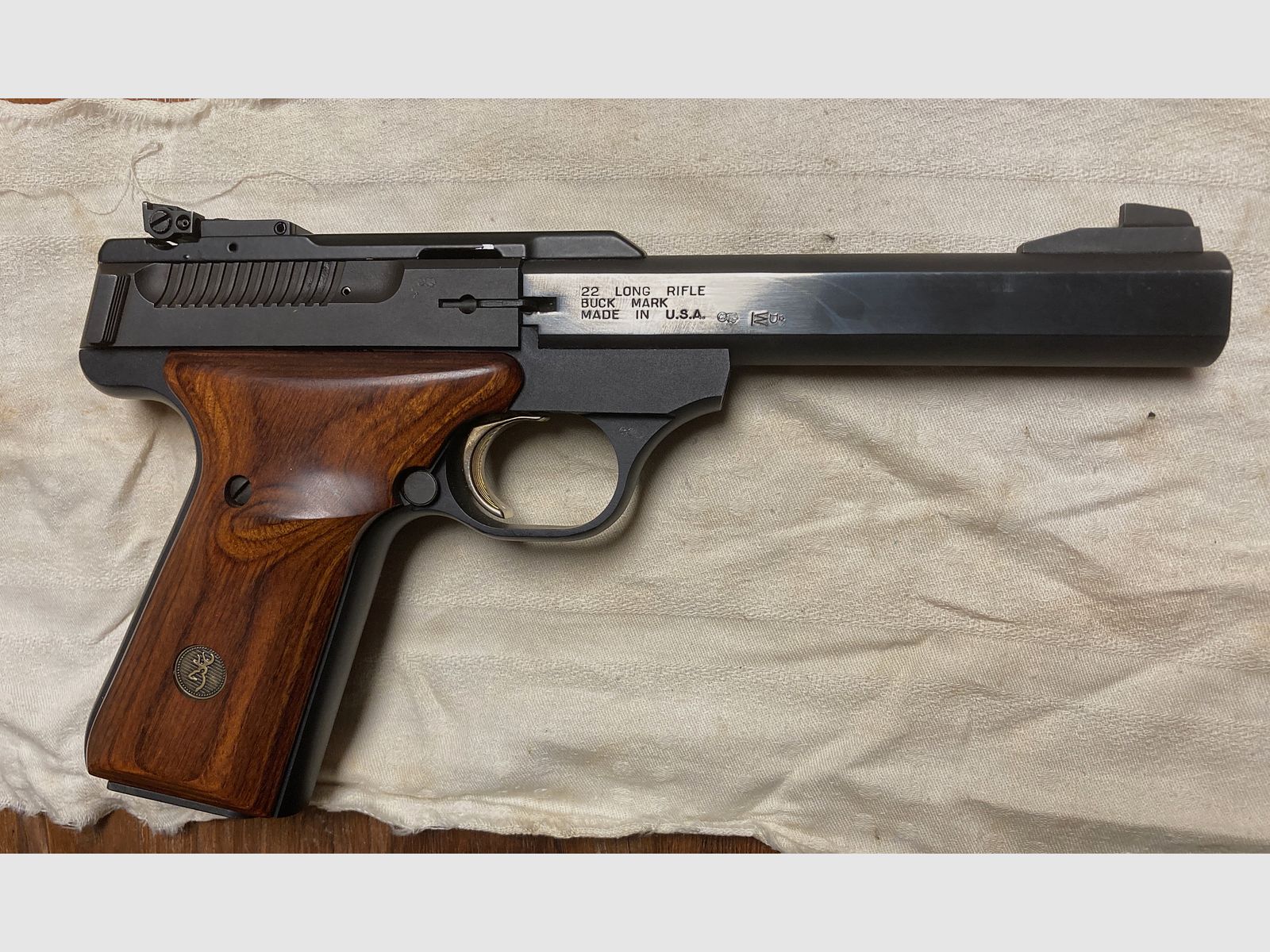 Pistole Browning Buck Mark KK