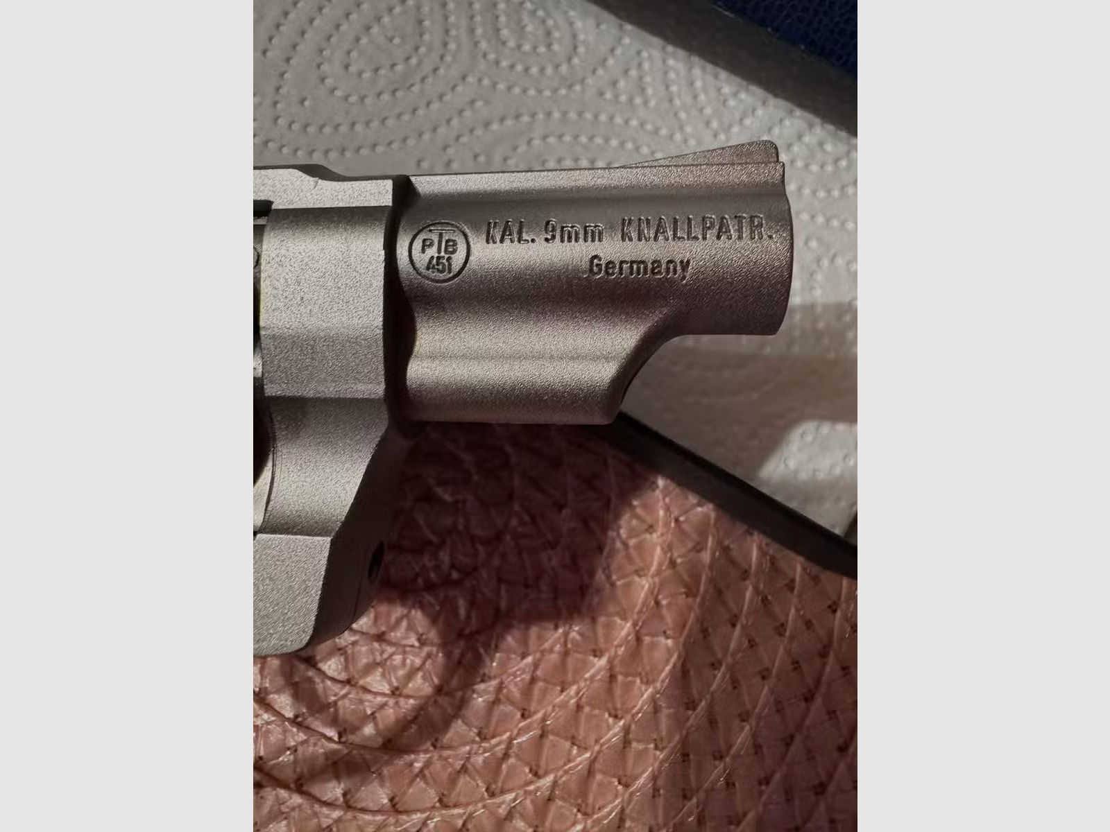 Röhm Gasrevolver (SRS) RG 89 Nickel Kal.9mm R Compatgriff