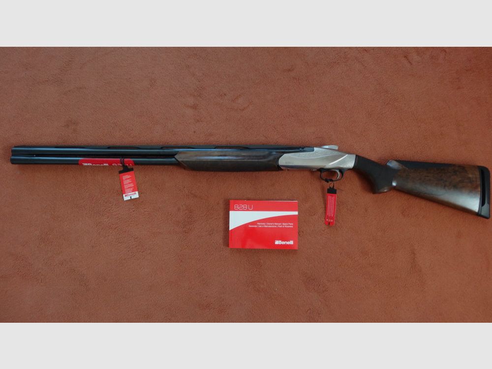 Benelli over-and-under shotgun: Benelli 828U-Silver-Cal. 12/76