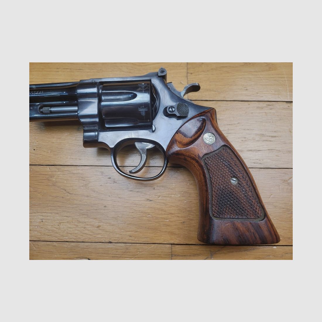 Top Smith&Wesson 27-2 – Kal. 357 Mag aus den besten Produktionsjahren – Waffe von 1977 – 5 Zoll – hervorragende Verarbeitung und Anpassungen – einwandfreie Mechanik – TBE +, Bild 12 von 18