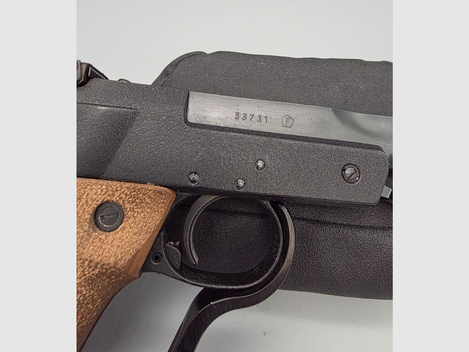 James Bond 007 pistola ad aria compressa Walther Mod. LP3 Match come successore simile all'LP2 nel calibro 4,5mm Diabolo