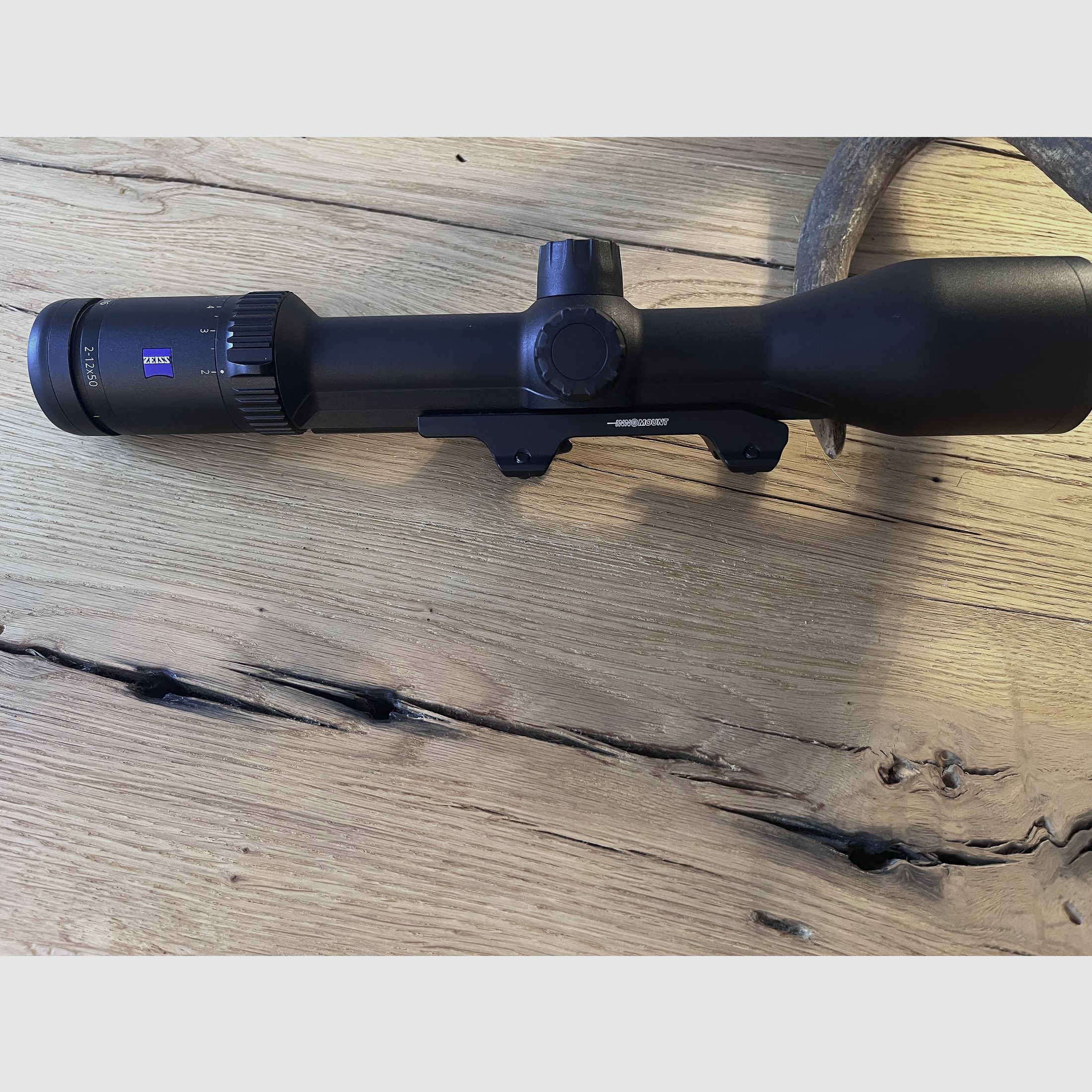 Zeiss Conquest V6 | 2.0-12x50 | Schiene | Rotpunkt | Absehen 60