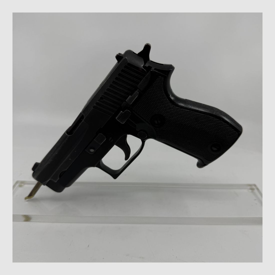 SIG P225, 9mm Para (arma usata)