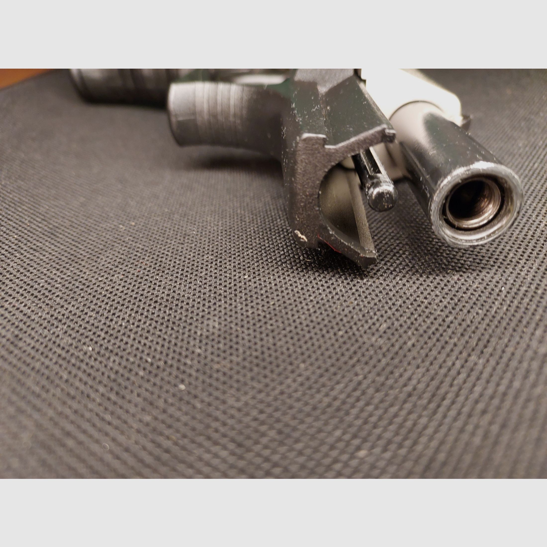 Pistolet à blanc Walther P99 9mm P.A.K. bicolore Nickel (PTB 762) P 99 avec 2 chargeurs