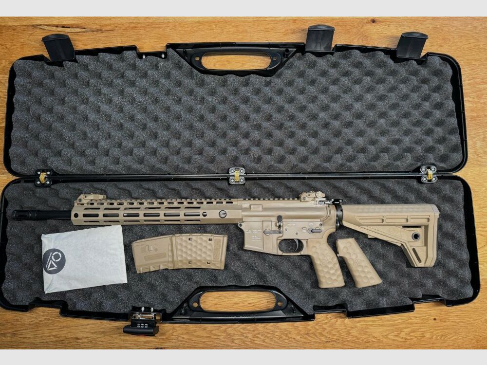 Oberland Arms	 OA-15 M5, Lauf 16,75",BL M-LOK Handguard 13" slim, OA M4-Schaft